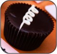 CUPCAKE BAÑADO EN CHOCOLATE